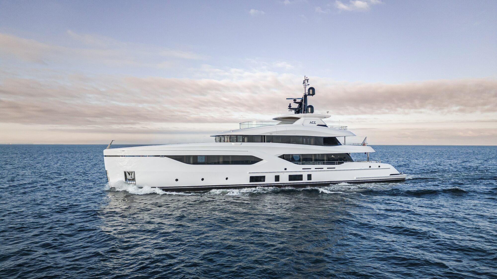 CONRAD C144S